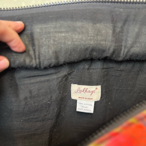 Lakhays quilted floral velvet weekender tote bag XL EUC - Picture 8 of 10